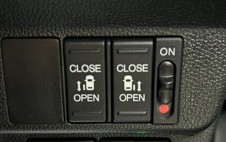 Honda Freed II, 2022 год, 1 296 000 рублей, 7 фотография