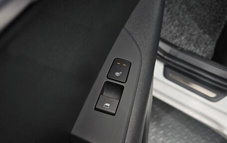 KIA Niro, 2023 год, 2 120 000 рублей, 21 фотография