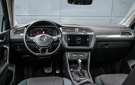 Volkswagen Tiguan II, 2019 год, 2 399 000 рублей, 6 фотография