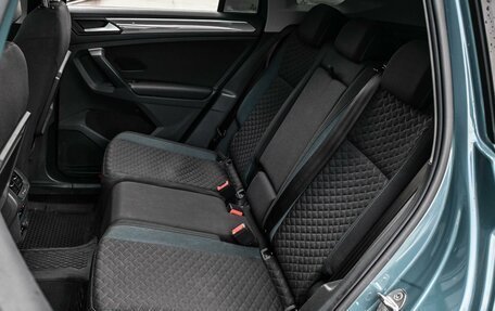 Volkswagen Tiguan II, 2019 год, 2 399 000 рублей, 9 фотография