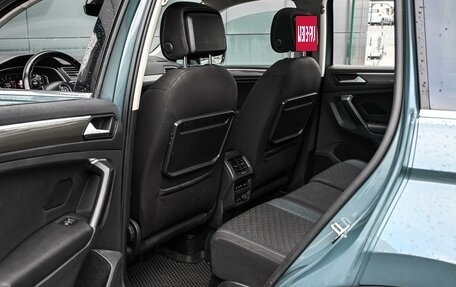 Volkswagen Tiguan II, 2019 год, 2 399 000 рублей, 11 фотография