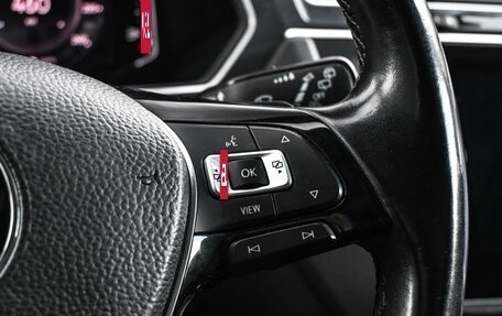 Volkswagen Tiguan II, 2019 год, 2 399 000 рублей, 16 фотография