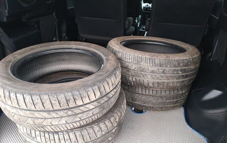 Toyota Voxy III, 2017 год, 2 000 000 рублей, 2 фотография