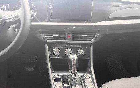 Volkswagen Bora, 2022 год, 1 260 000 рублей, 15 фотография