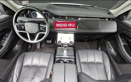 Land Rover Range Rover Evoque II, 2022 год, 4 892 077 рублей, 6 фотография