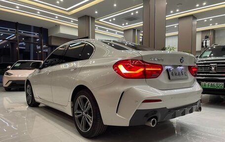 BMW 1 серия, 2023 год, 1 790 000 рублей, 4 фотография