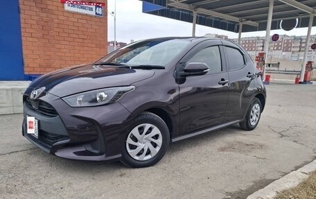 Toyota Yaris, 2020 год, 1 260 000 рублей, 2 фотография