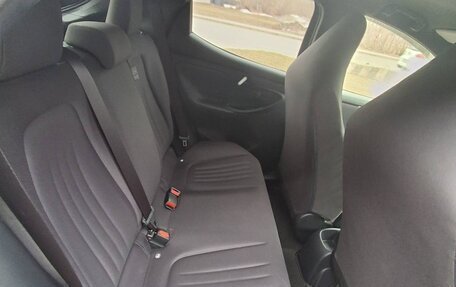 Toyota Yaris, 2020 год, 1 260 000 рублей, 11 фотография