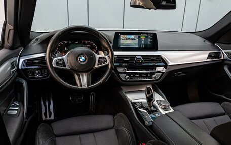 BMW 5 серия, 2020 год, 3 900 000 рублей, 7 фотография