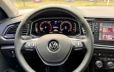 Volkswagen T-Roc I, 2022 год, 1 720 008 рублей, 14 фотография