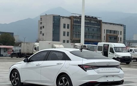 Hyundai Elantra, 2022 год, 1 115 000 рублей, 4 фотография