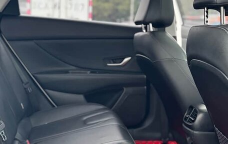 Hyundai Elantra, 2022 год, 1 115 000 рублей, 11 фотография