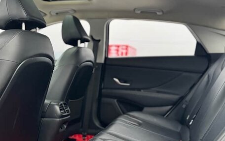 Hyundai Elantra, 2022 год, 1 115 000 рублей, 10 фотография