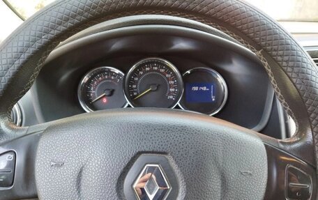 Renault Sandero II рестайлинг, 2017 год, 900 000 рублей, 12 фотография