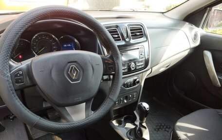 Renault Sandero II рестайлинг, 2017 год, 900 000 рублей, 11 фотография