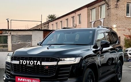 Toyota Land Cruiser, 2023 год, 12 000 000 рублей, 2 фотография