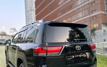 Toyota Land Cruiser, 2023 год, 12 000 000 рублей, 14 фотография