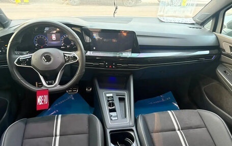 Volkswagen Golf VIII, 2022 год, 1 823 030 рублей, 5 фотография