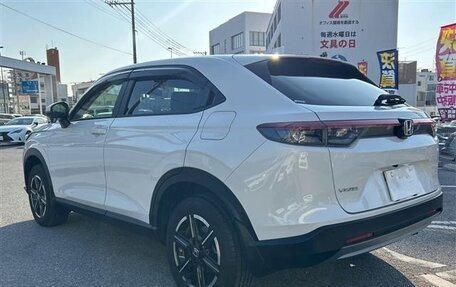 Honda Vezel, 2022 год, 1 865 000 рублей, 6 фотография