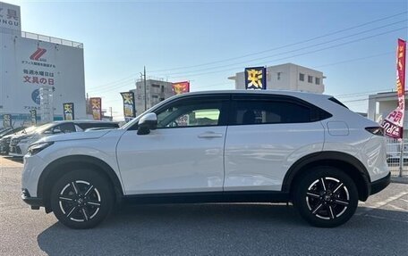 Honda Vezel, 2022 год, 1 865 000 рублей, 7 фотография