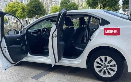 Toyota Corolla, 2023 год, 1 205 000 рублей, 14 фотография