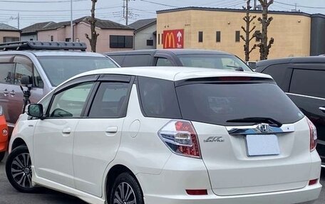 Honda Fit Shuttle I рестайлинг, 2014 год, 893 000 рублей, 5 фотография