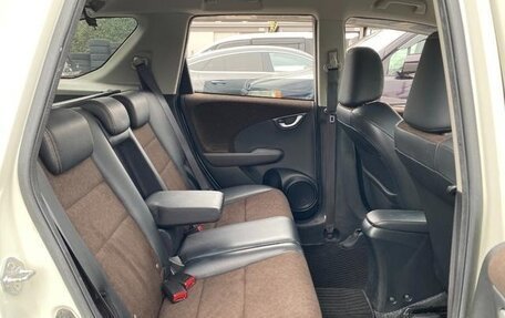 Honda Fit Shuttle I рестайлинг, 2014 год, 893 000 рублей, 11 фотография