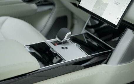 Land Rover Range Rover IV рестайлинг, 2025 год, 28 073 900 рублей, 13 фотография