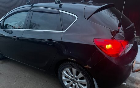 Opel Astra J, 2010 год, 470 000 рублей, 18 фотография