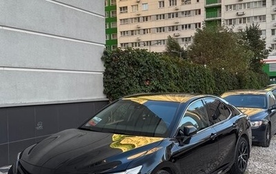 Toyota Camry, 2020 год, 1 600 000 рублей, 1 фотография