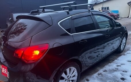Opel Astra J, 2010 год, 470 000 рублей, 29 фотография