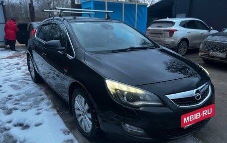 Opel Astra J, 2010 год, 470 000 рублей, 27 фотография