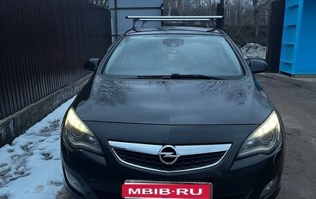 Opel Astra J, 2010 год, 470 000 рублей, 30 фотография
