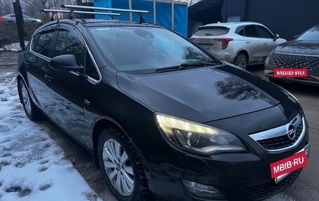 Opel Astra J, 2010 год, 470 000 рублей, 28 фотография