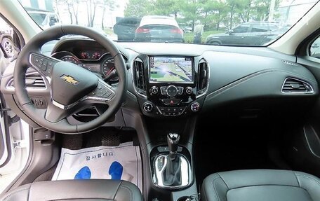 Chevrolet Cruze II, 2018 год, 1 298 000 рублей, 7 фотография