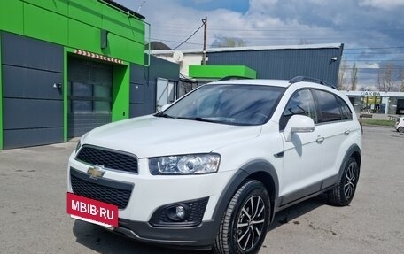 Chevrolet Captiva I, 2014 год, 1 550 000 рублей, 2 фотография