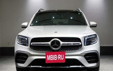 Mercedes-Benz GLB, 2021 год, 2 057 000 рублей, 2 фотография