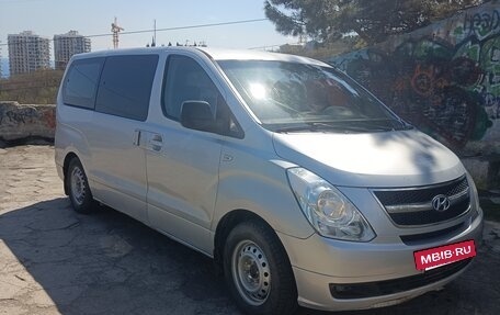 Hyundai Grand Starex Grand Starex I рестайлинг 2, 2010 год, 870 000 рублей, 4 фотография