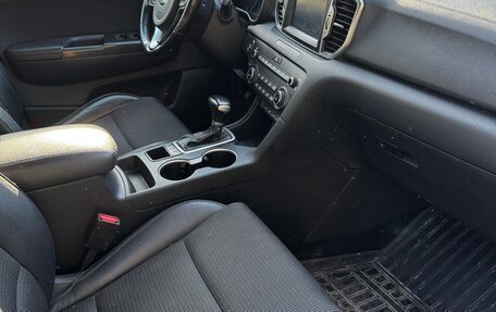 KIA Sportage IV рестайлинг, 2018 год, 1 850 000 рублей, 7 фотография