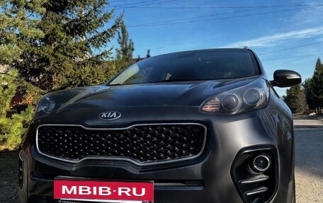 KIA Sportage IV рестайлинг, 2018 год, 1 850 000 рублей, 2 фотография