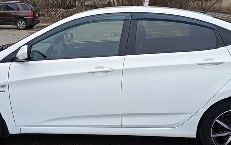 Hyundai Solaris II рестайлинг, 2016 год, 1 100 000 рублей, 8 фотография