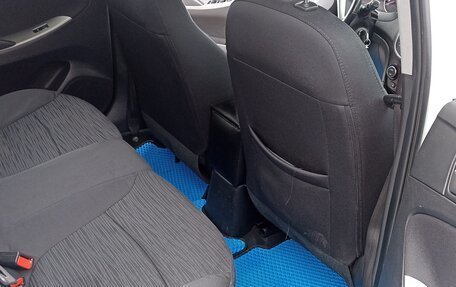 Hyundai Solaris II рестайлинг, 2016 год, 1 100 000 рублей, 11 фотография