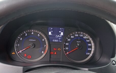 Hyundai Solaris II рестайлинг, 2016 год, 1 100 000 рублей, 13 фотография