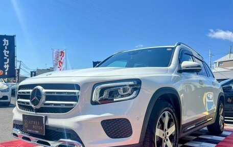 Mercedes-Benz GLB, 2020 год, 2 413 689 рублей, 3 фотография