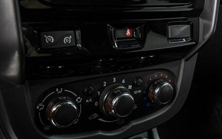 Renault Duster I рестайлинг, 2017 год, 1 180 000 рублей, 21 фотография