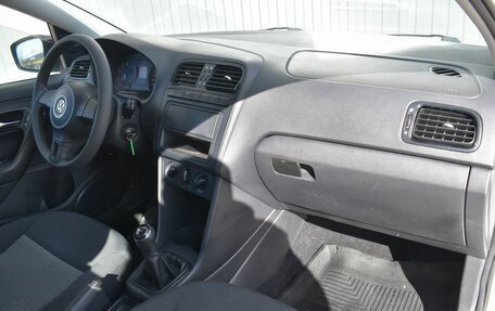 Volkswagen Polo VI (EU Market), 2014 год, 999 999 рублей, 12 фотография