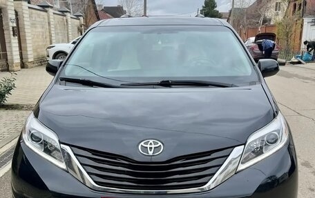 Toyota Sienna III, 2016 год, 2 650 000 рублей, 35 фотография