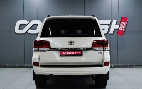 Toyota Land Cruiser 200, 2016 год, 7 499 000 рублей, 4 фотография