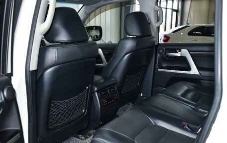 Toyota Land Cruiser 200, 2016 год, 7 499 000 рублей, 11 фотография