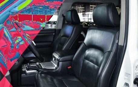 Toyota Land Cruiser 200, 2016 год, 7 499 000 рублей, 10 фотография